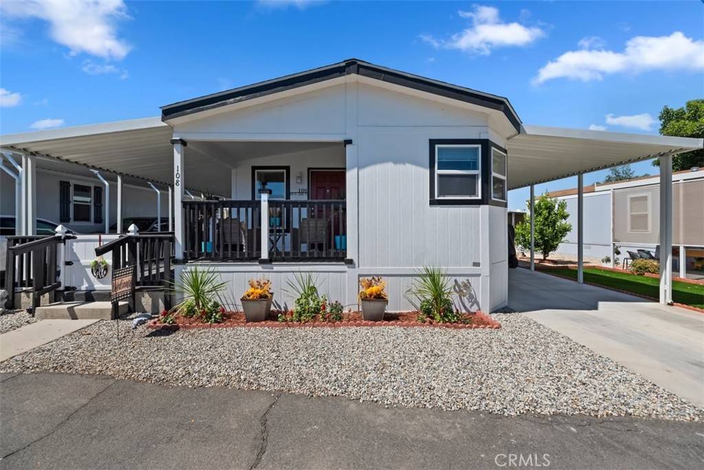 Hemet, CA 92544,880 N. Lake St #108