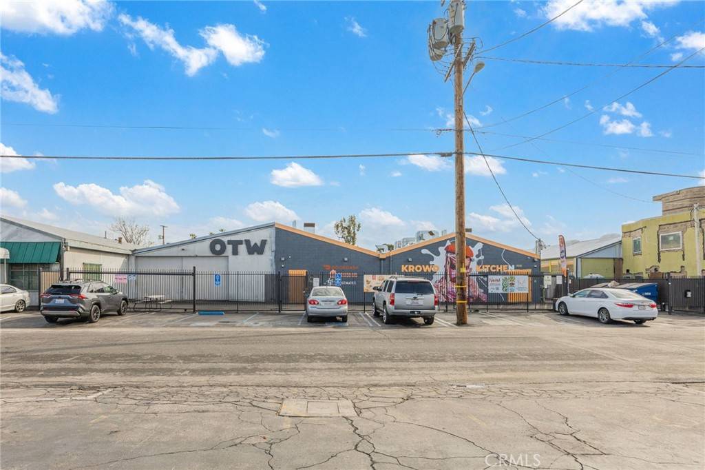 North Hollywood, CA 91601,5536 Satsuma AVE
