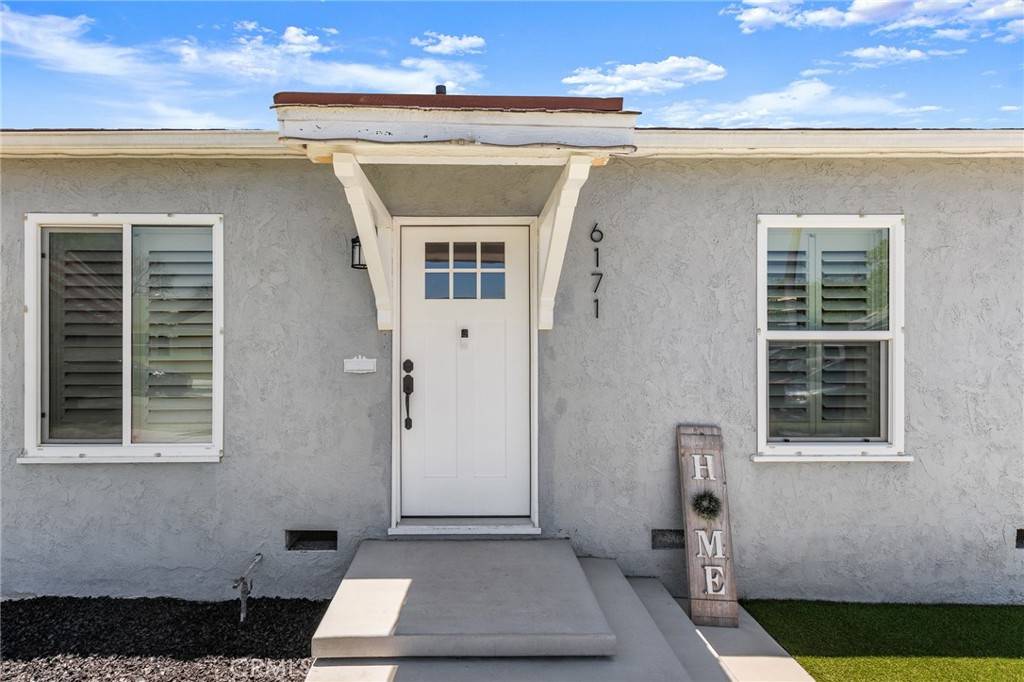 Long Beach, CA 90805,6171 John AVE