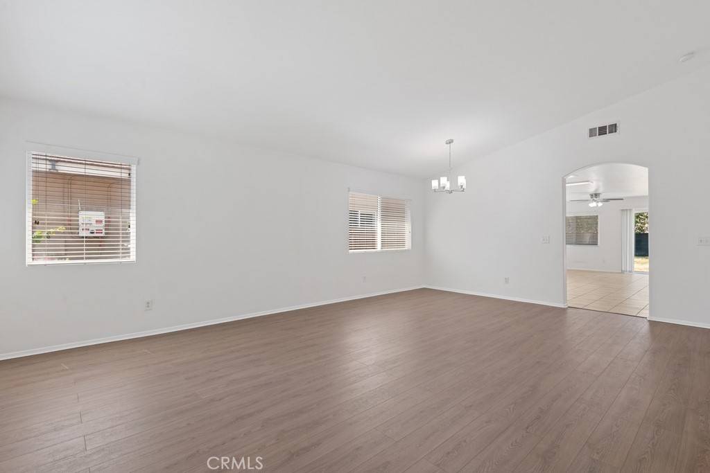 Riverside, CA 92509,5185 Konic CT
