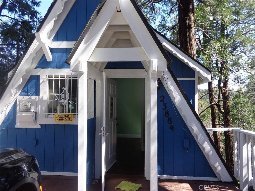 Crestline, CA 92325,23884 Bowl RD