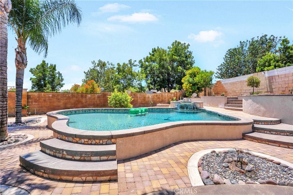 Murrieta, CA 92563,25781 Saint Marta DR