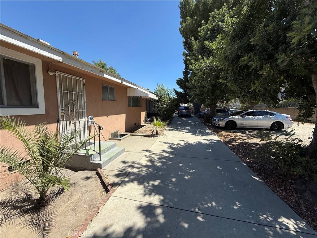 Pomona, CA 91767,1160 E Pasadena ST