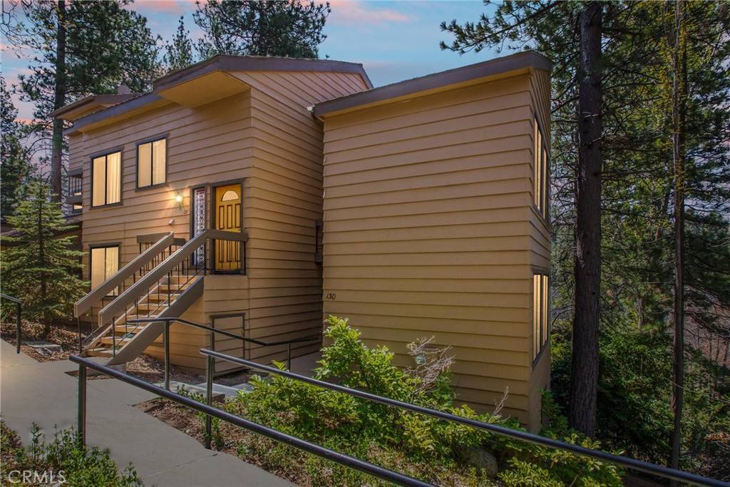 Lake Arrowhead, CA 92352,27657 Peninsula DR