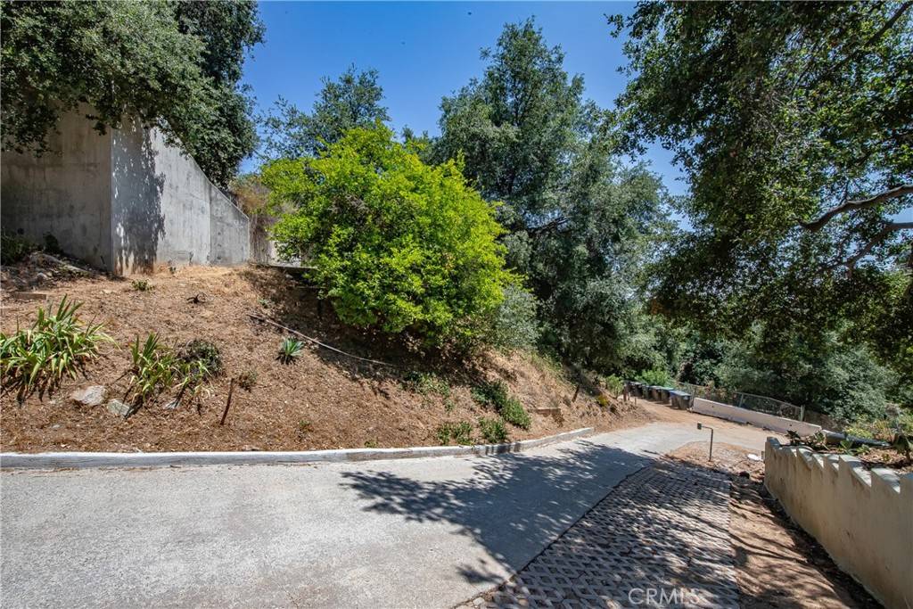 Pasadena, CA 91107,3577 Shaw Ranch RD