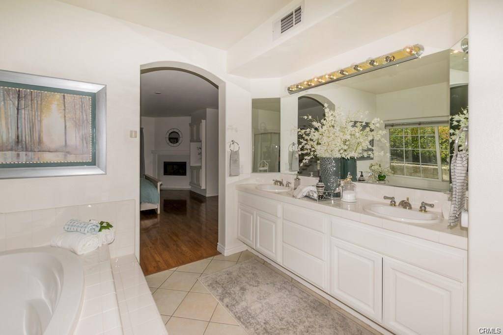 Rancho Cucamonga, CA 91739,5677 Carmello CT