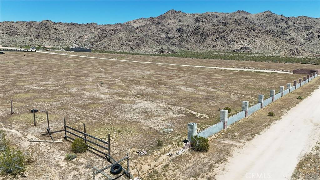 Lucerne Valley, CA 92356,31163 Villa Nova RD