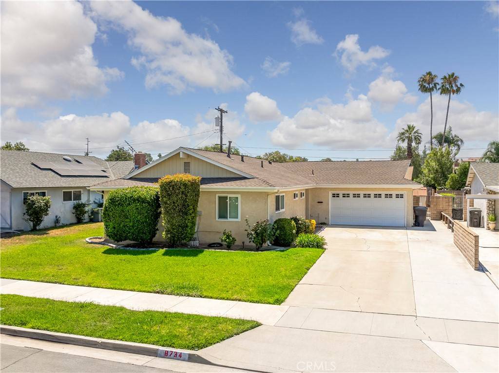 Riverside, CA 92503,8734 Ouida DR