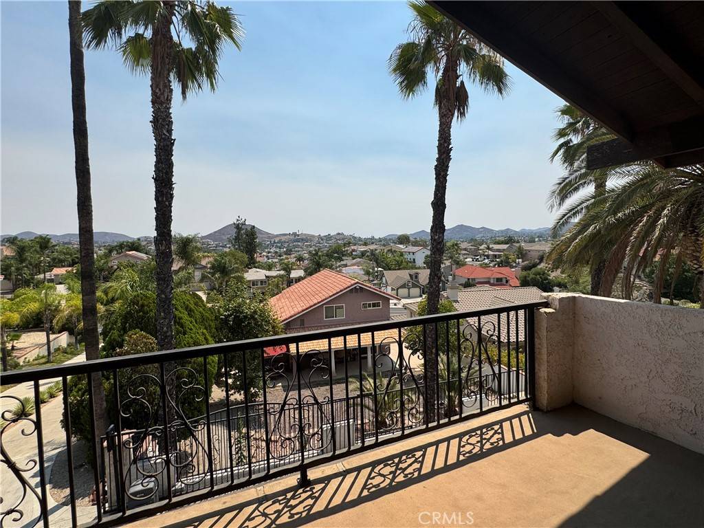 Canyon Lake, CA 92587,29493 Longhorn DR