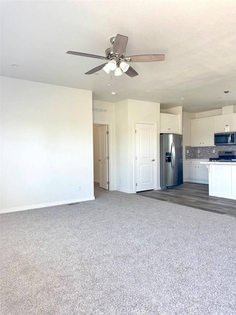 Phelan, CA 92372,11656 Gitano RD