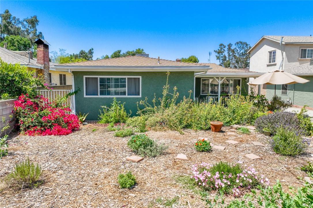 Bloomington, CA 92316,18934 San Bernardino AVE