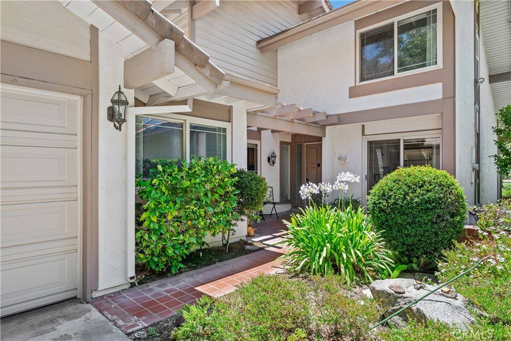 Riverside, CA 92507,652 Via Zapata