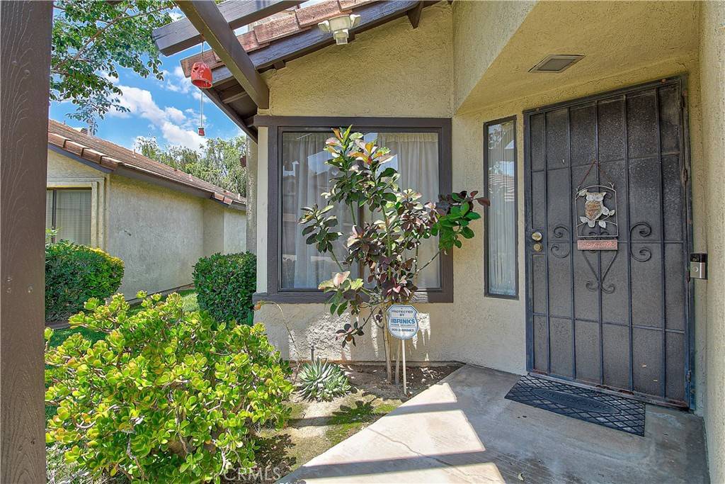 Riverside, CA 92507,5050 Canyon Crest DR #5