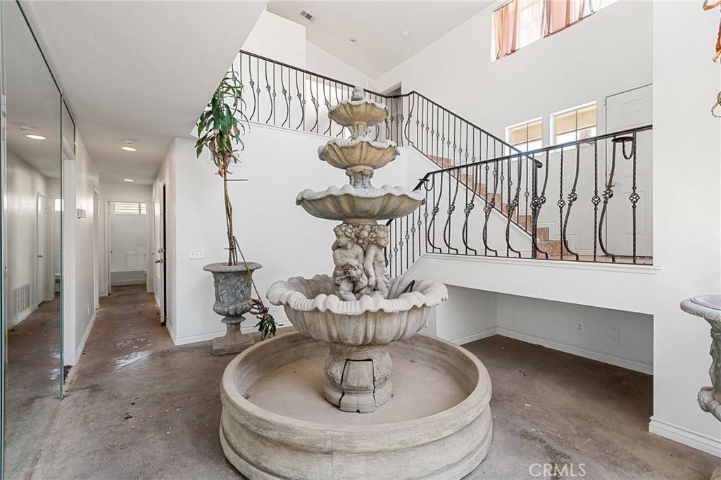 Hesperia, CA 92344,9304 Palo Verde DR
