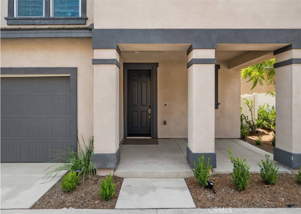 Rialto, CA 92377,2502 Gunner Ridge WAY