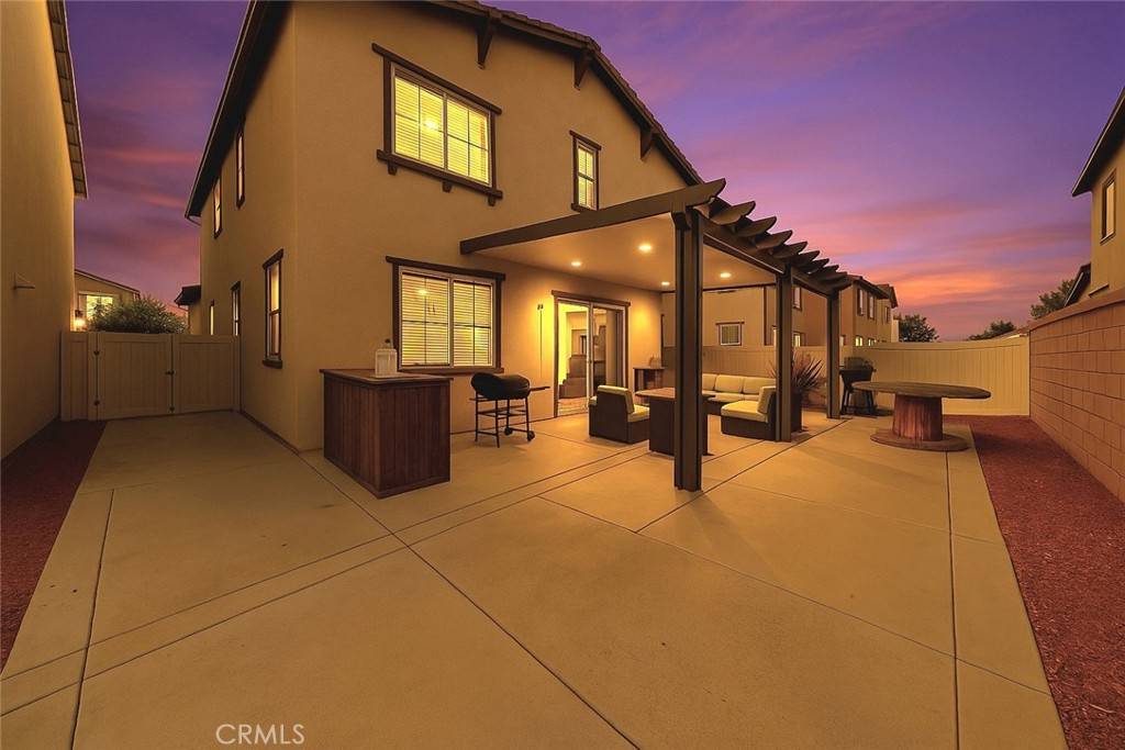 Banning, CA 92220,5908 Raven WAY