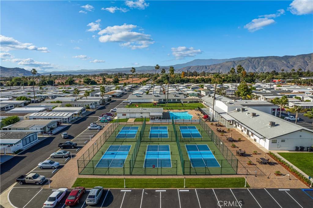 Hemet, CA 92545,601 N Kirby ST #33