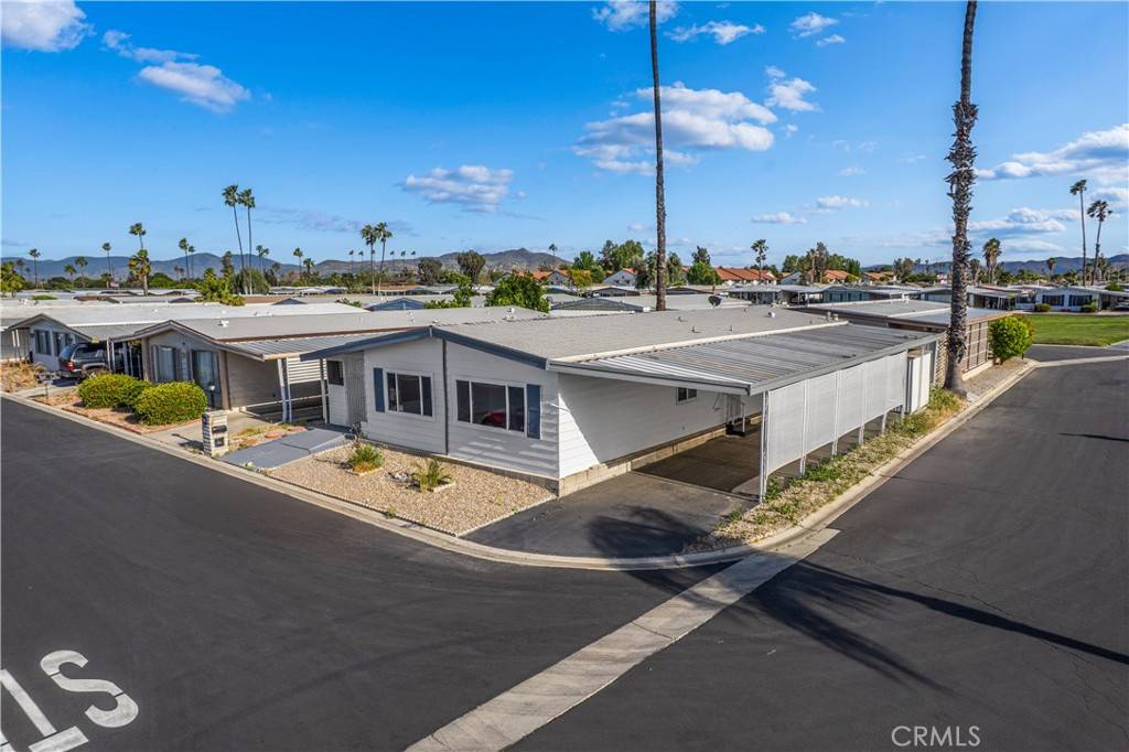 Hemet, CA 92545,601 N Kirby ST #33
