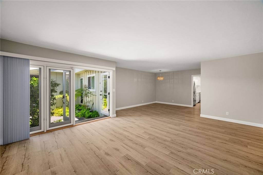 Laguna Beach, CA 92651,1575 Via Capri #6