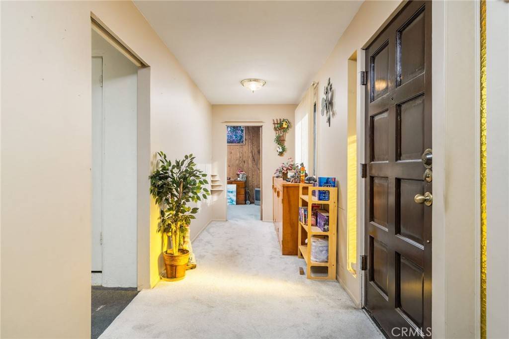 Rialto, CA 92376,618 E 2nd ST