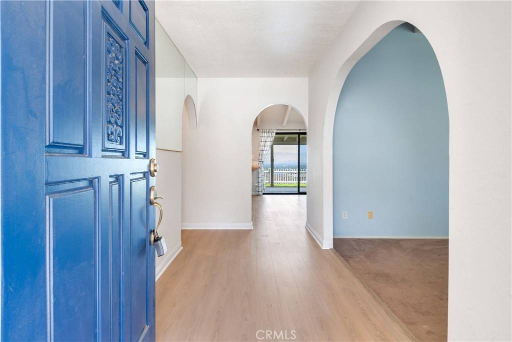 Riverside, CA 92503,14460 Quailridge DR