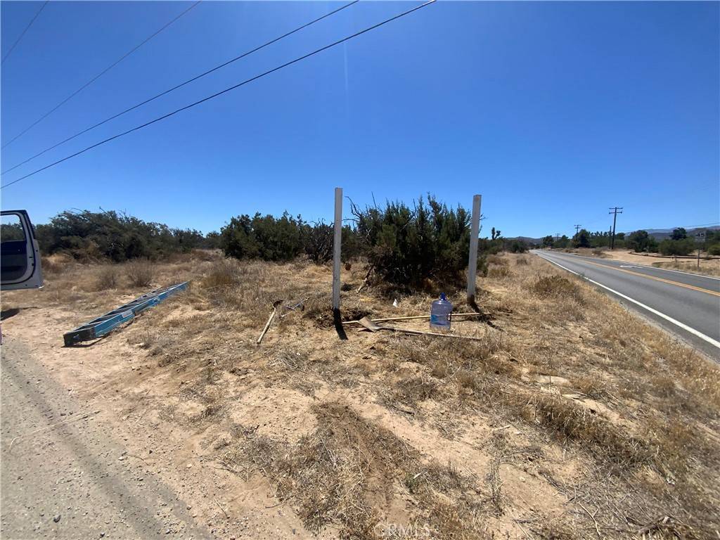 Phelan, CA 92371,0 Eaby RD
