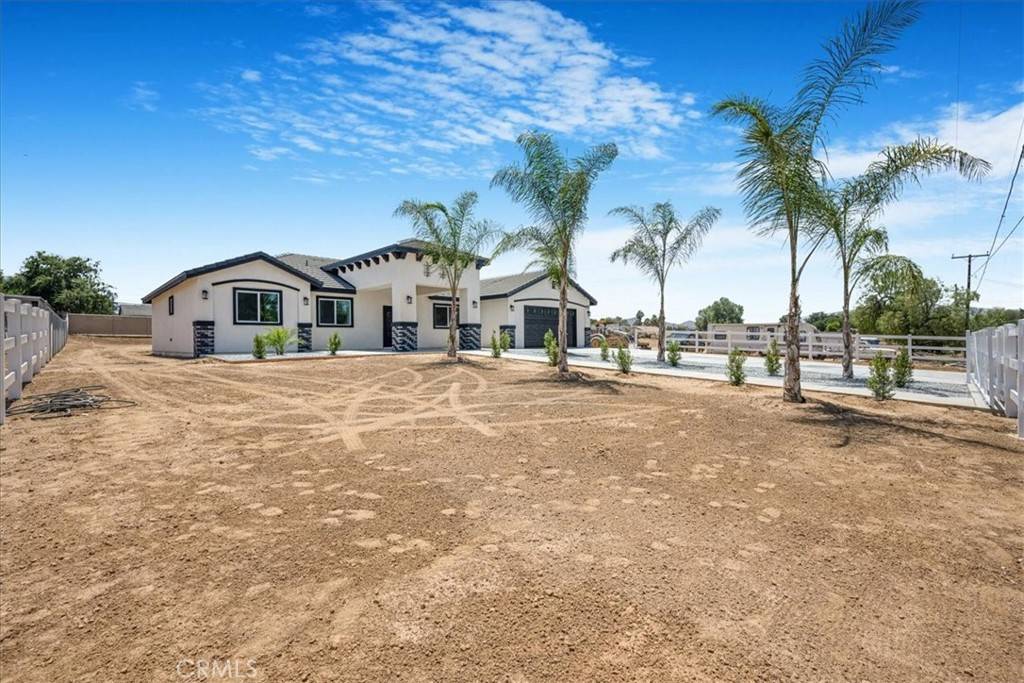Perris, CA 92570,20561 Hunter