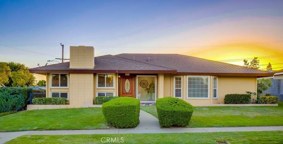 Yorba Linda, CA 92886,4661 Casa Oro DR