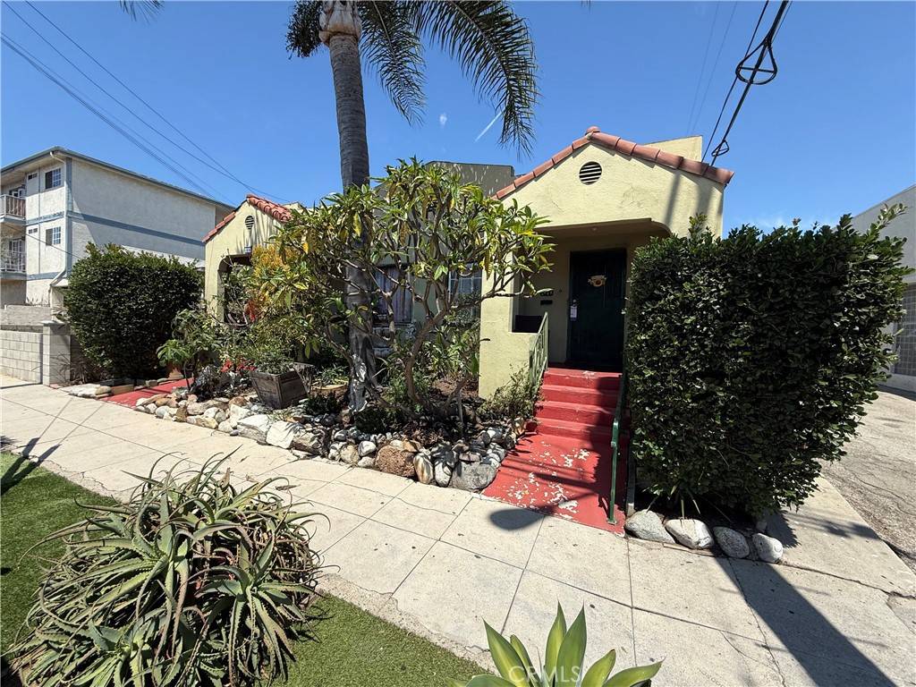 San Pedro, CA 90731,620 W 8th ST
