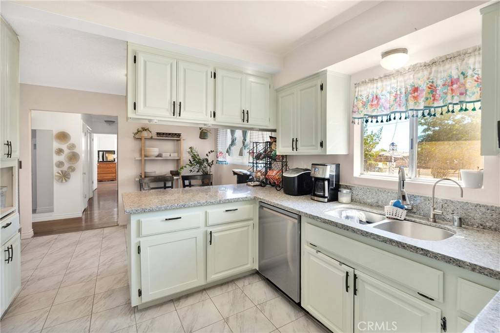 Hesperia, CA 92345,10000 8th AVE