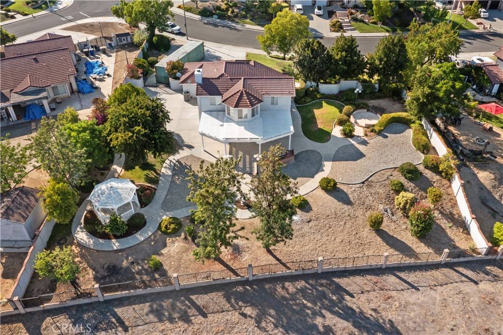 Riverside, CA 92506,646 Lakewood DR