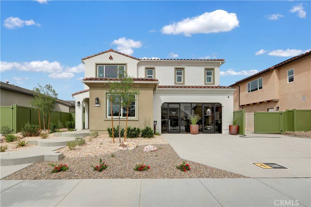 Hesperia, CA 92345,17163 Kent ST