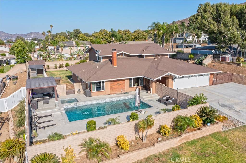 Norco, CA 92860,3985 Oakridge CIR