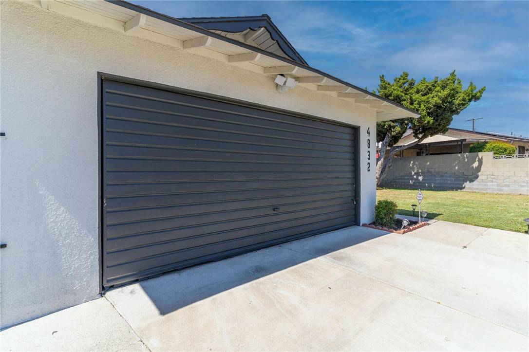 Montclair, CA 91763,4832 Olive ST