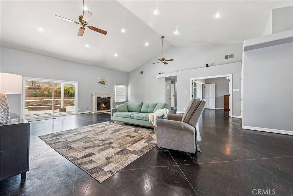 Riverside, CA 92504,16101 Washington ST
