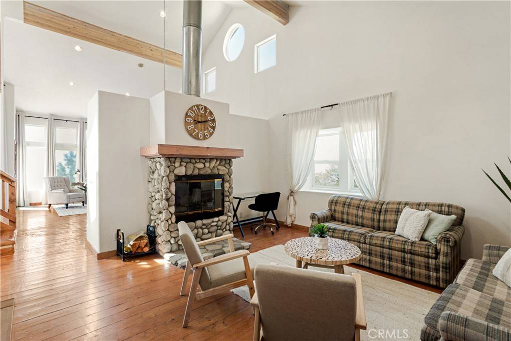 Running Springs, CA 92382,30191 Enchanted WAY