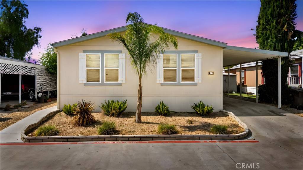 San Jacinto, CA 92582,913 S Grand AVE #20