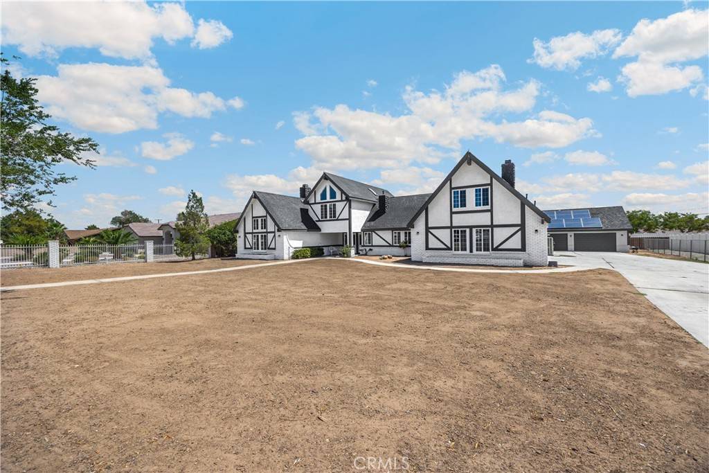 Apple Valley, CA 92307,14287 Bochee