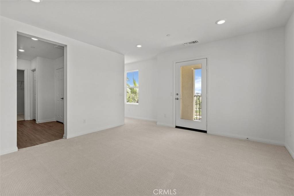 Ontario, CA 91761,4293 S Hermosa Paseo