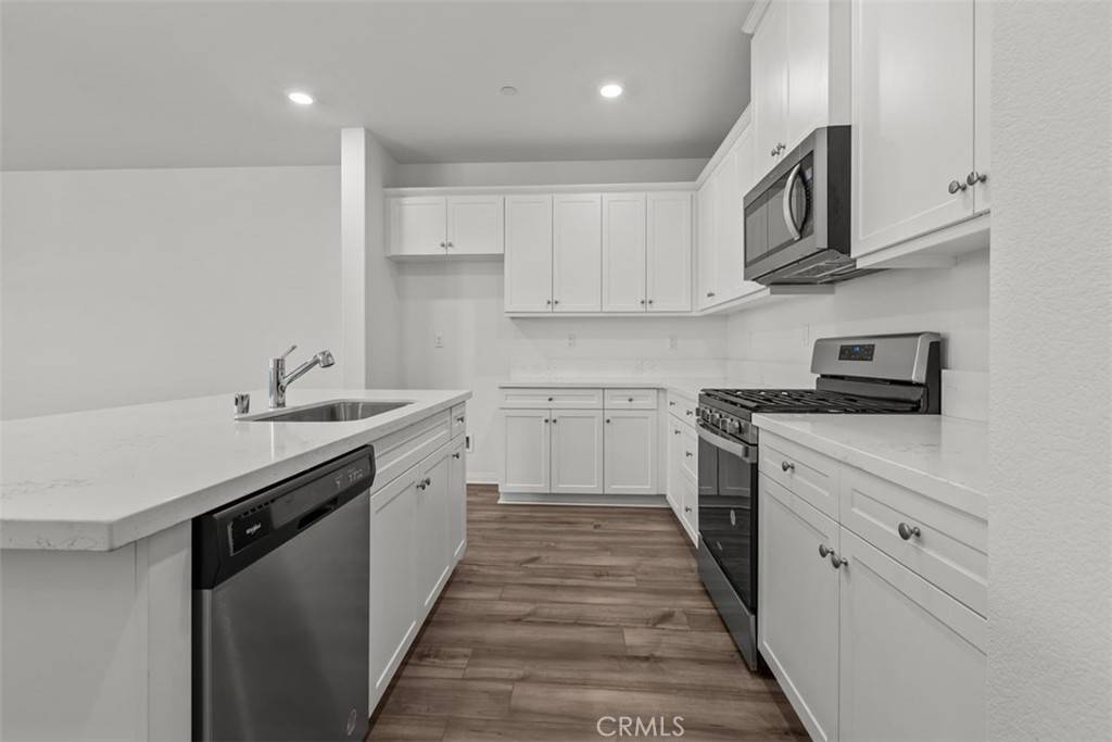 Ontario, CA 91761,4281 S Hermosa Paseo