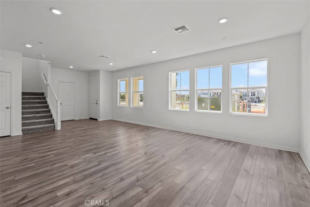 Ontario, CA 91761,4277 S Hermosa Paseo