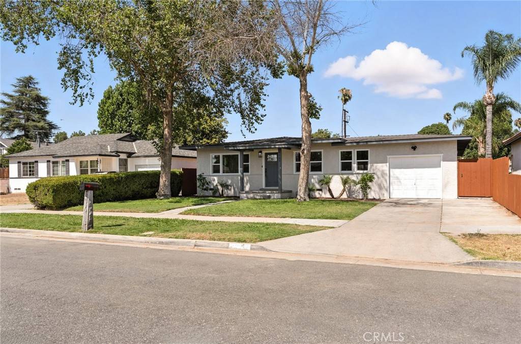 Riverside, CA 92504,4165 Saint George ST