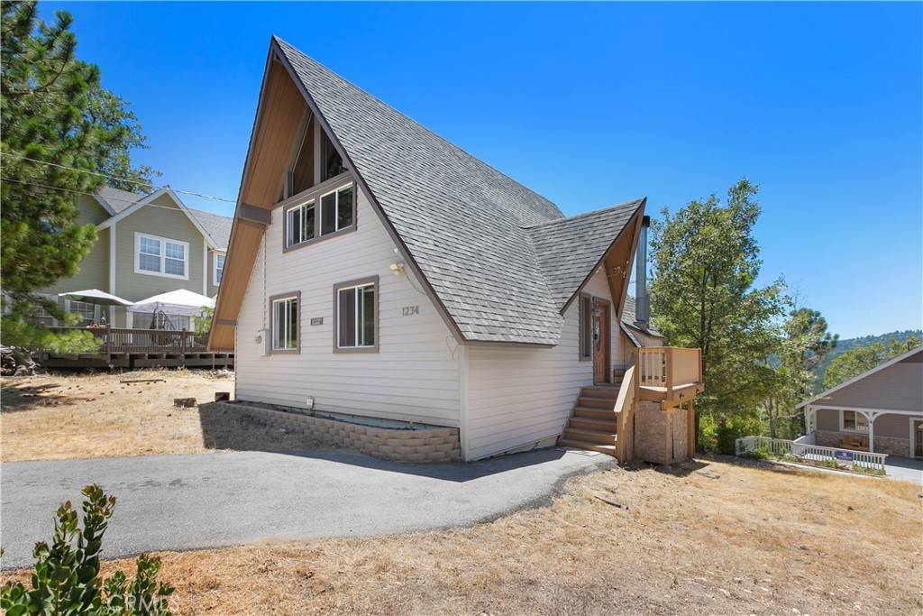 Lake Arrowhead, CA 92352,1234 Klondike DR