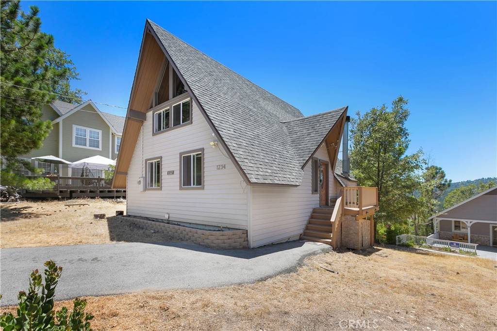 Lake Arrowhead, CA 92352,1234 Klondike DR