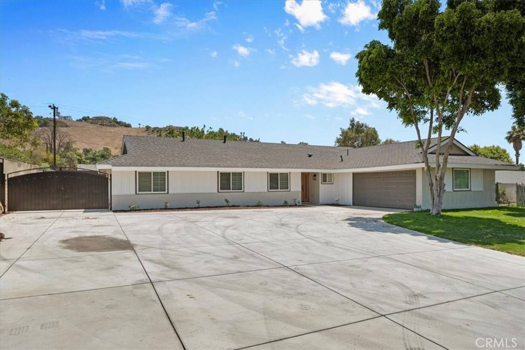 Jurupa Valley, CA 92509,7670 Lakeside DR