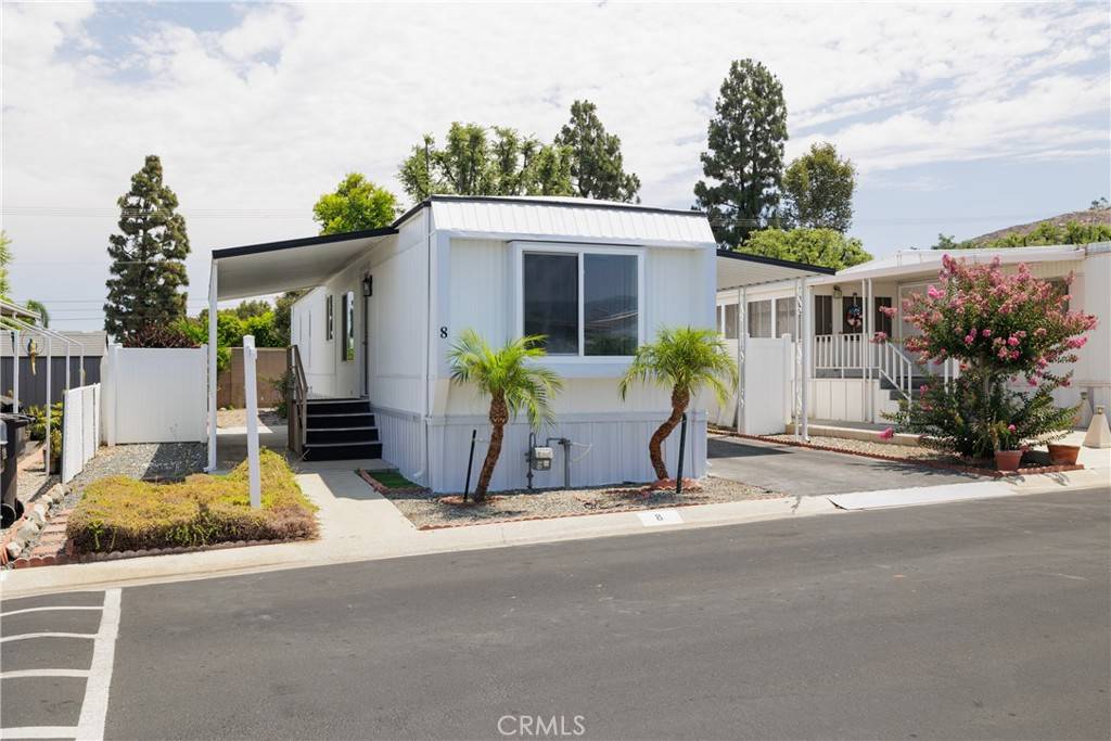 Riverside, CA 92503,3700 Buchanan Street #8