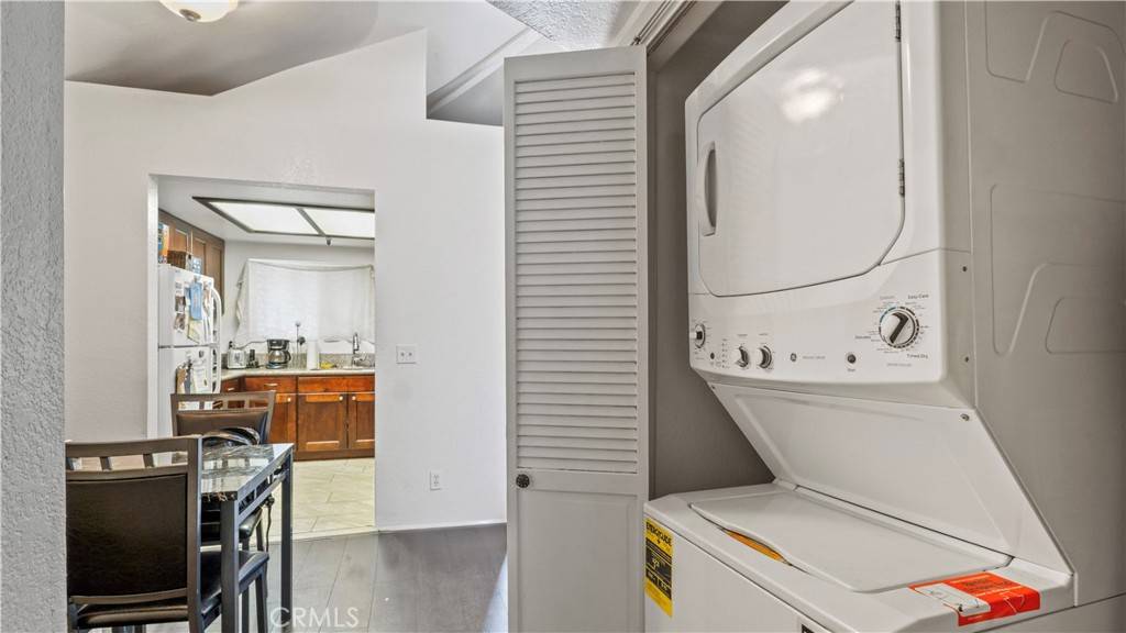 Huntington Park, CA 90255,6140 Rugby AVE #324