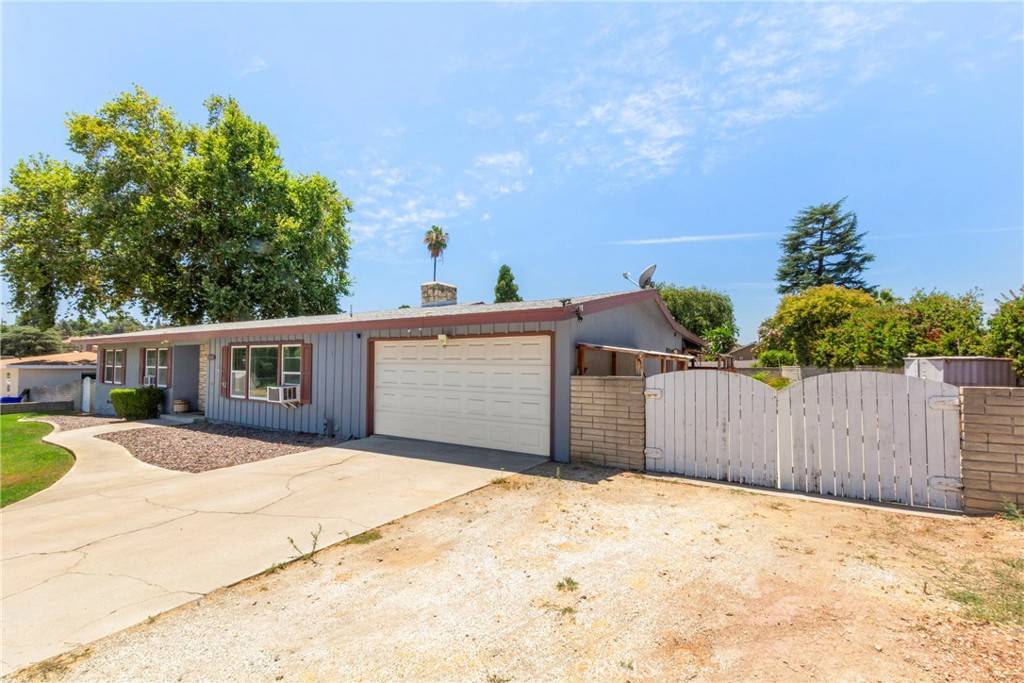 Yucaipa, CA 92399,12368 Overcrest DR