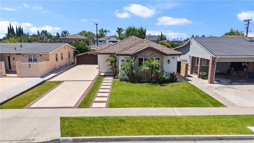 Downey, CA 90241,9356 Buell ST