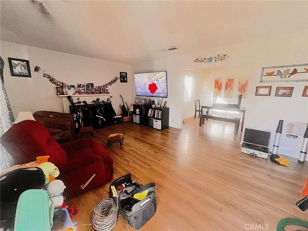 Pomona, CA 91768,268 W Willow ST